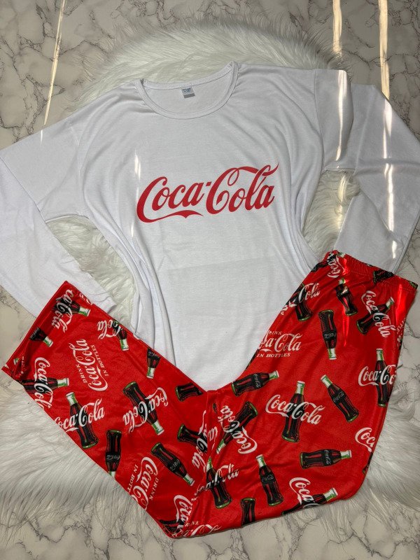 Producto - Pijama animado modal soft pantalón y remera manga larga - Coca Cola