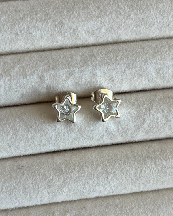 Producto - Aros estrella brillante de acero blanco 8mm