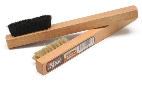 Producto - Cepillo para colocar pomada en el calzado