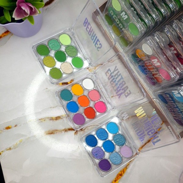 Producto - Paleta de sombras miss lara