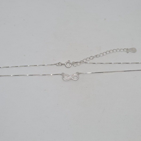 Producto - Collar infinito con cubic