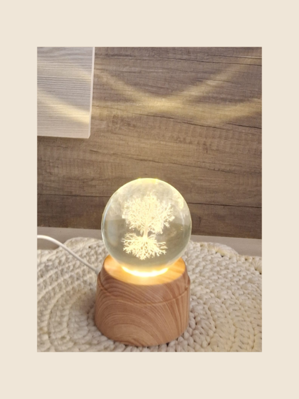 Producto - Lampara esfera de vidrio 3D giratoria "Árbol de la vida"