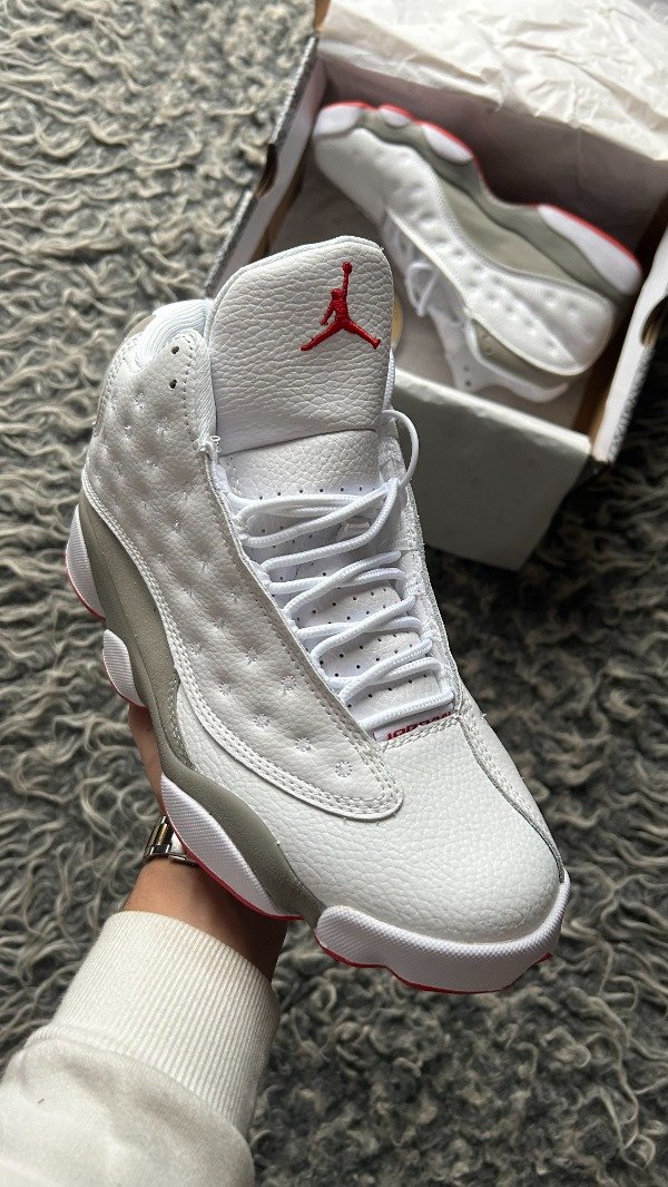 Producto - JORDAN RETRO 13 WOLF GREY - 1