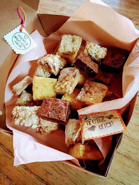 Producto - Caja surtido de cuadrados dulces