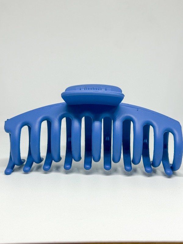 Producto - Broche azul mate