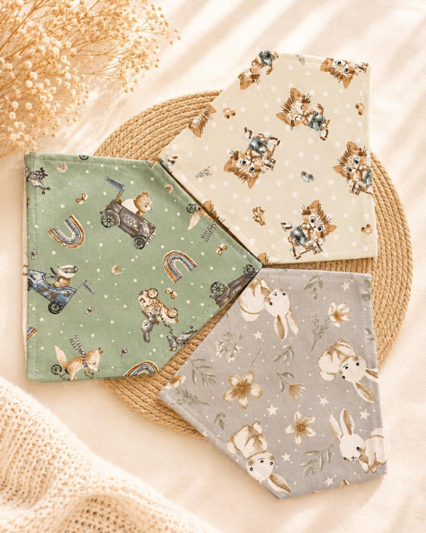 Producto - PACK 3 BABEROS BANDANA CON PLASTICO ATRAS - 3