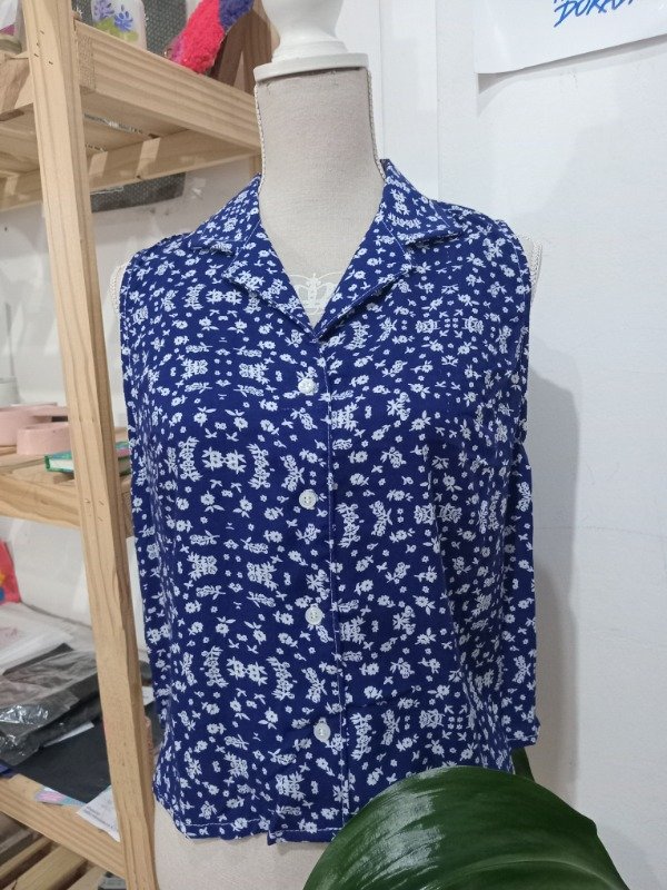 Producto - Camisa sin manga azul
