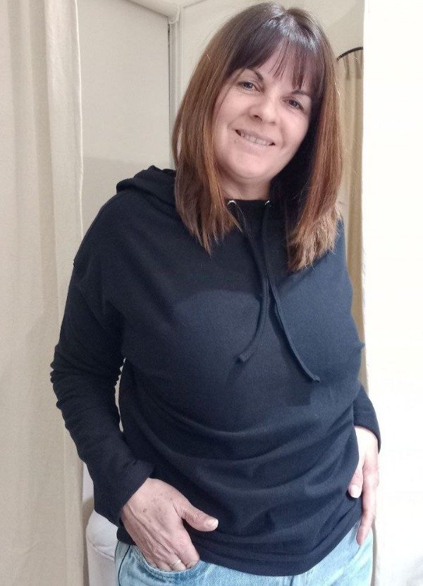 Producto - Buzo negro frizado premium