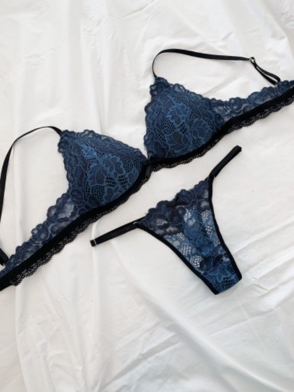 Producto - Conjunto maria encaje bicolor azul con negro