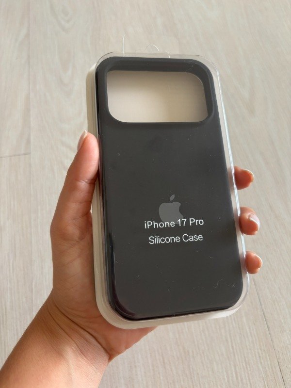 Producto - Silicone Case Negro Iphone 17 Pro