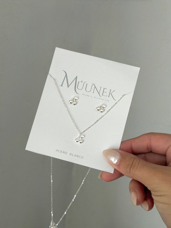 Producto - Set collar + aros cherry