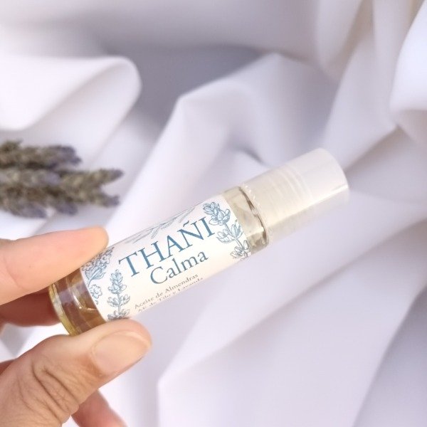 Producto - THAÑI Perfume Roll on con Aromaterapia y Gemoterapia