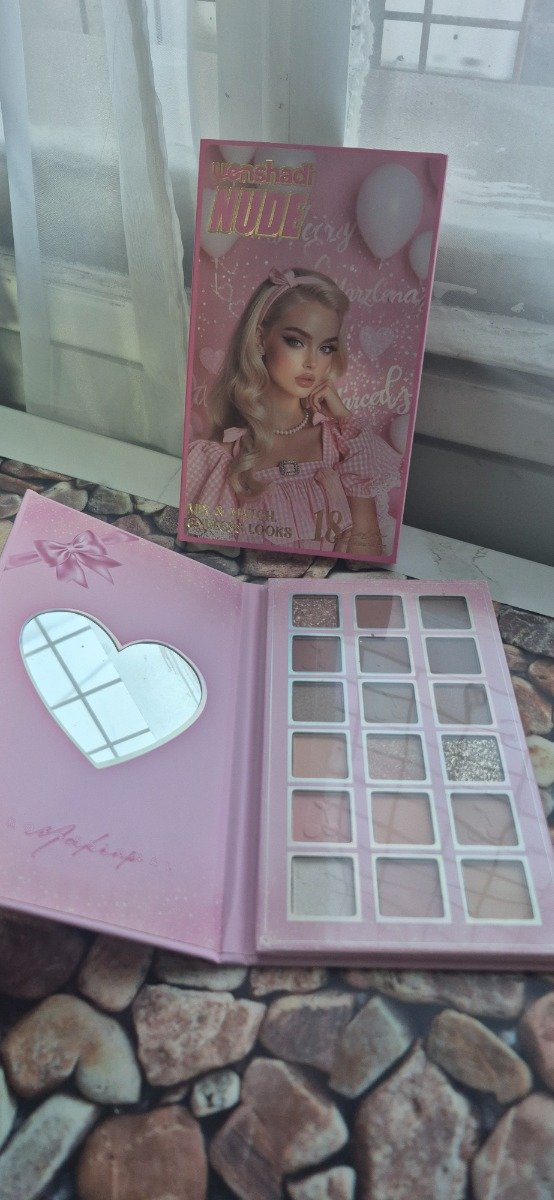 Producto - Paleta de sombras x 18 colores