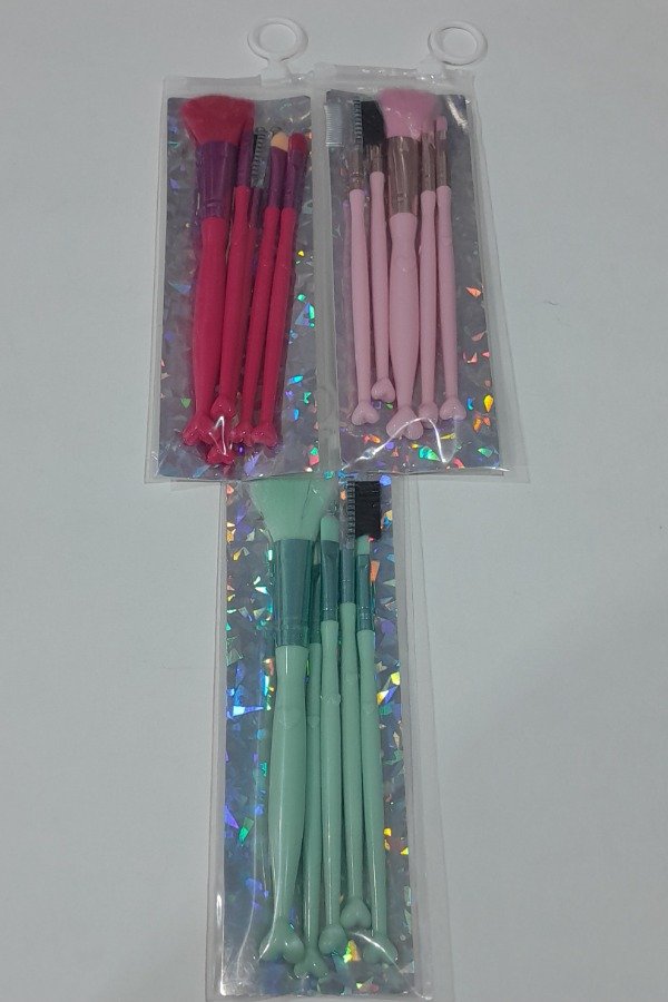 Producto - BROCHAS FINAS LARGAS EN BOLSA X 5 ELOISE