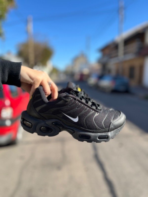 Producto - AIR MAX TN