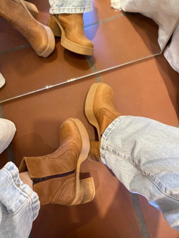 Producto - BORCEGOS MALAGA SUELA