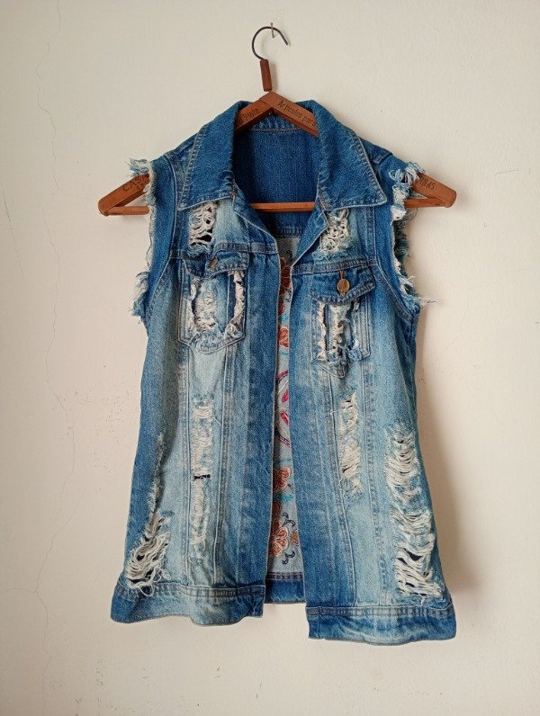 Producto - Chaleco Flores