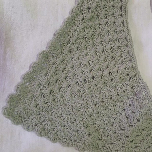 Producto - Bandana tejida verde seco