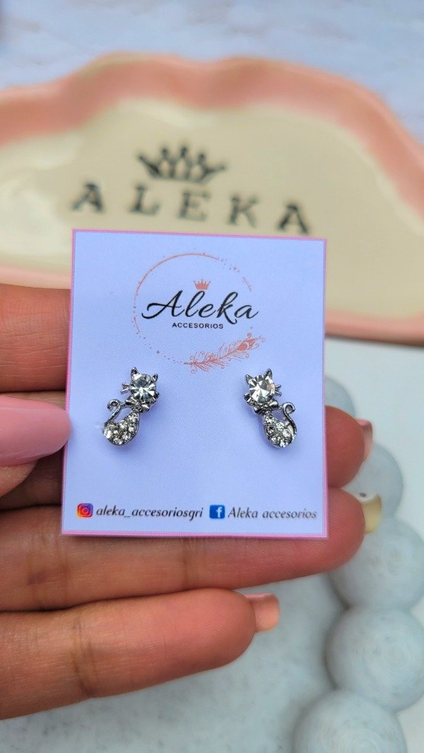 Producto - Aros gatitos con strass de acero quirúrgico - 0