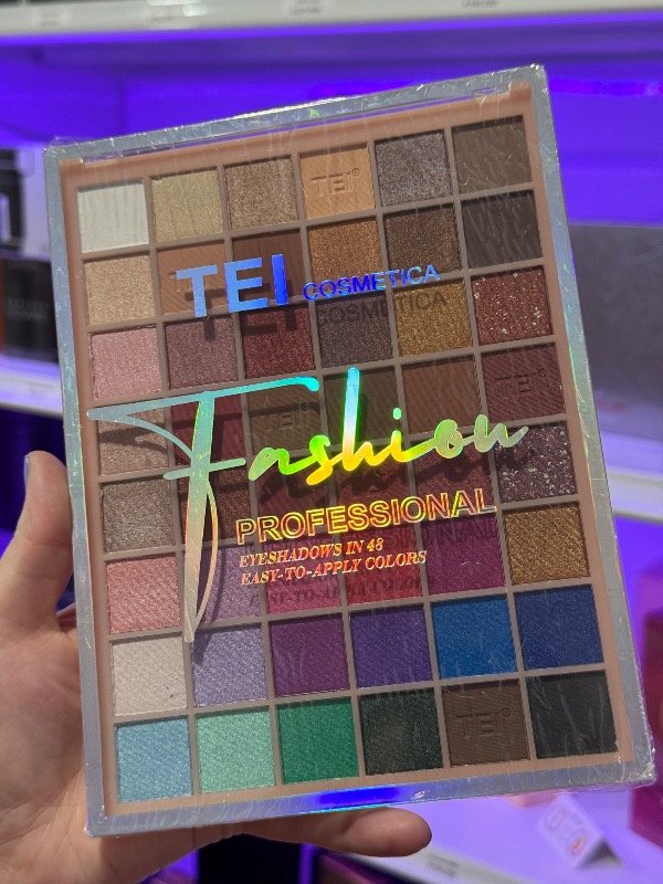 Producto - Paleta sombra de ojos TEI cosmética Fashion Professional 48 colores