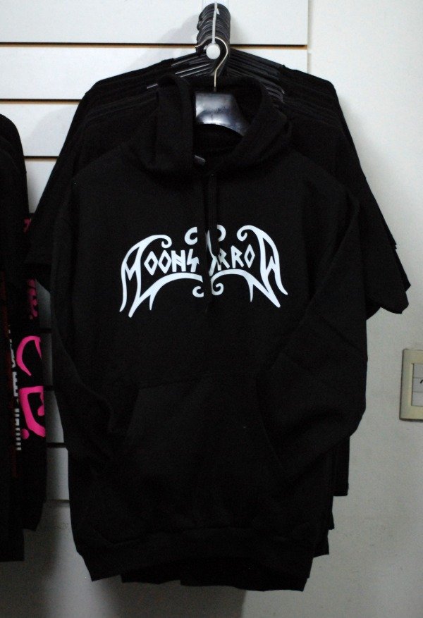 Producto - CANGURO MOONSORROW TALLE M FRIZA COMUN - 1