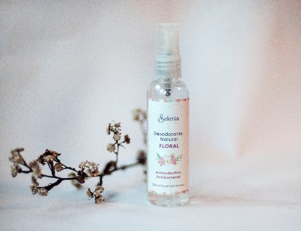 Producto - desodorante Spray floral