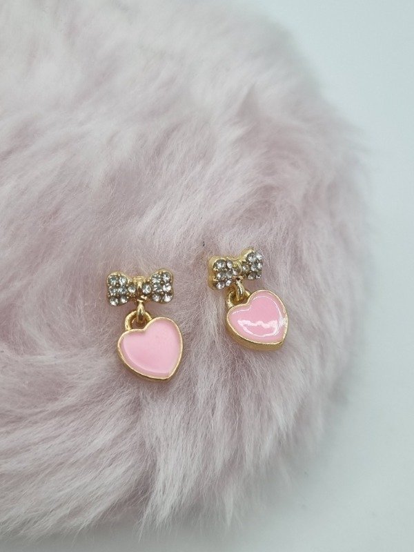 Producto - Aros acero dorado pasante moño strass colgante corazon esmalt