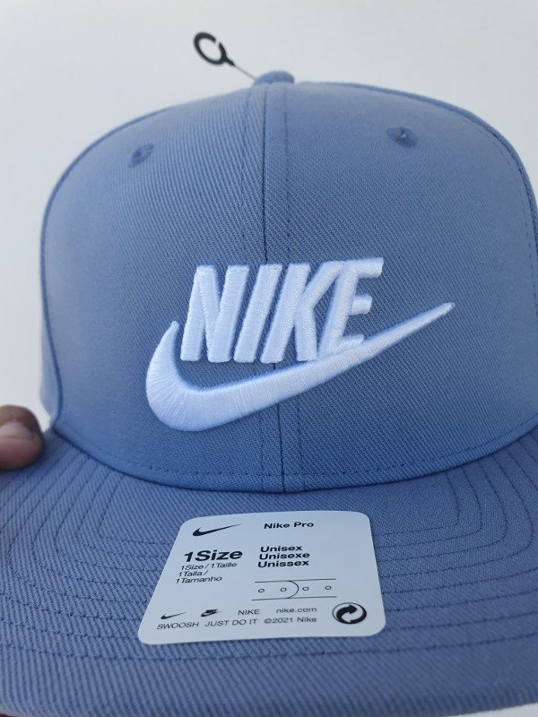 Nike pro light grey snapback talla adulto — imagen 2