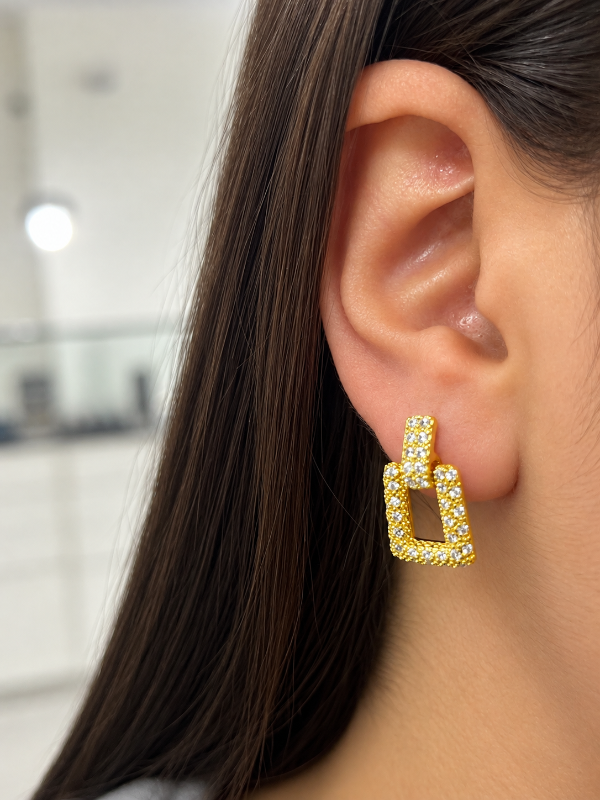 Producto - Aro de acero dorado pasante