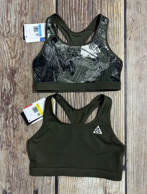 Producto - ACG NIKE TOP REVERSIBLE - 10