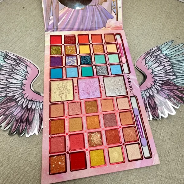 Producto - Oneyioo Maquillaje Profesional Unicornio 43 Colores - 1
