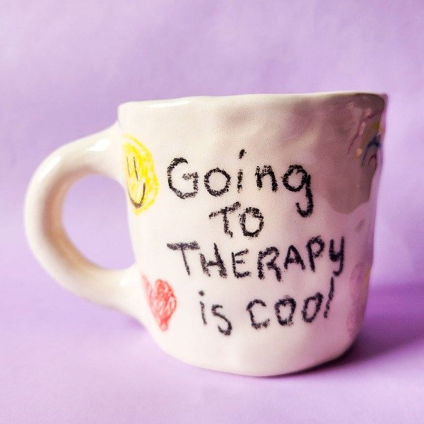 Producto - Taza 'Going to Therapy is Cool'