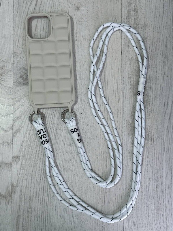 Producto - FUNDA TPU PUFFER CON CORREA IPHONE 16 PRO MAX - 2