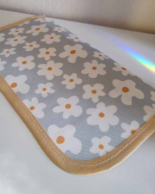 Producto - Estuche higiene - margarita - 1