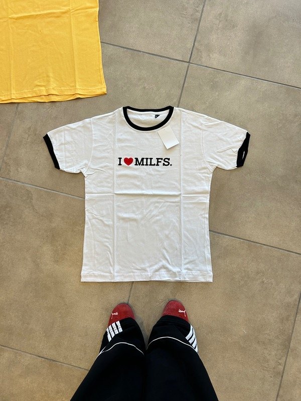 Producto - SLIM FIT I LOVE MILFS