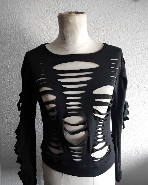Producto - Camiseta Broken