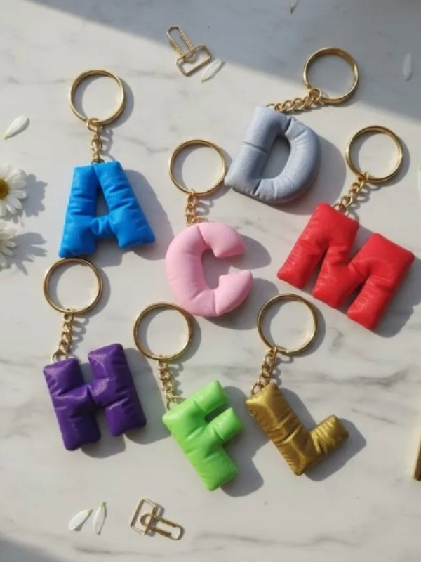 Producto - Llaveros Iniciales efecto Acolchado x 10 Unidades