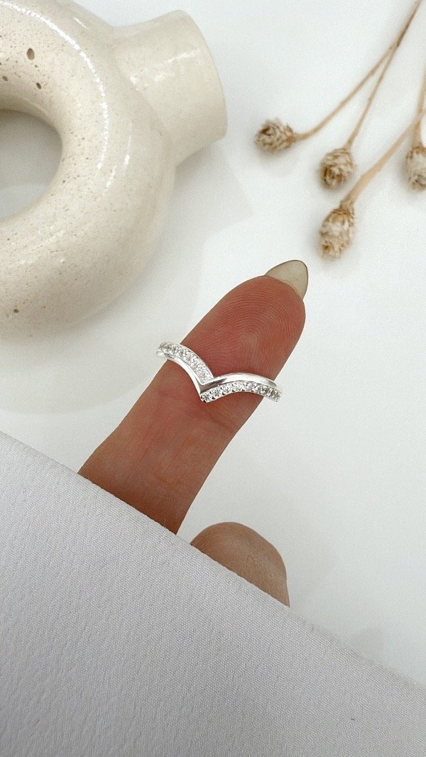 Producto - Anillo Mavi cubic borde liso 17mm P925