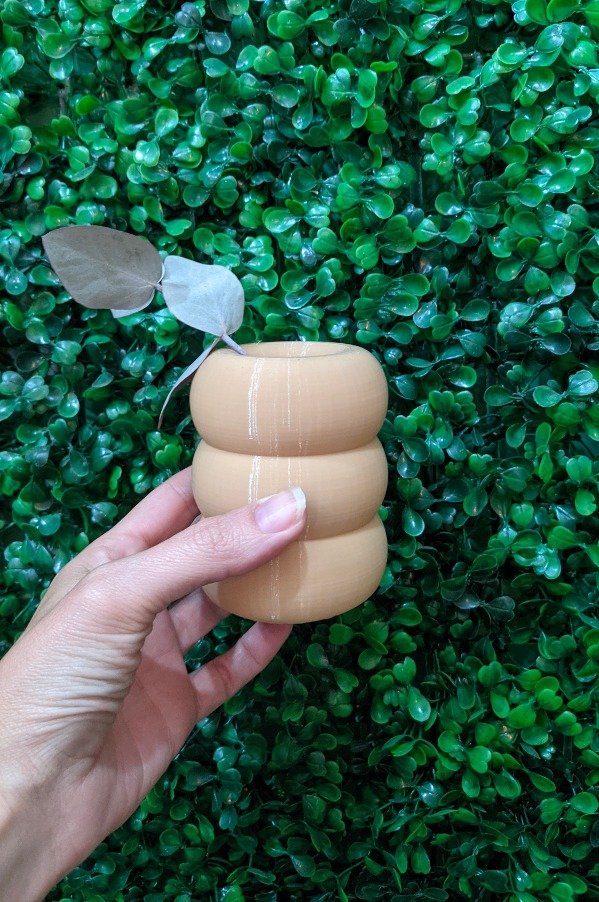 Producto - florero gomita beige