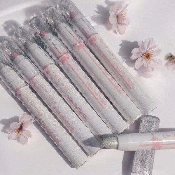 Producto - Iluminador en Crayón Retráctil