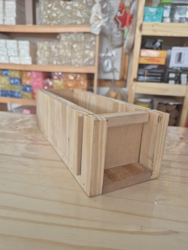 Producto - MOLDE DE MADERA DE PINO PARA JABON EN BARRA