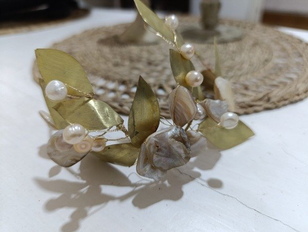Producto - TOCADO EN BRONCE - 0