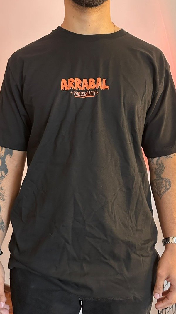 Producto - Remera Amigos (Negra) - 1