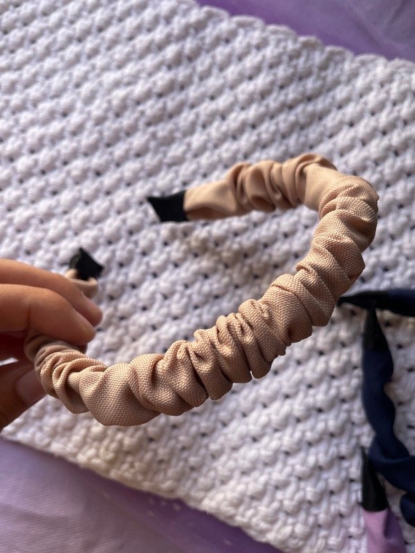 Producto - Vincha scrunchie beige