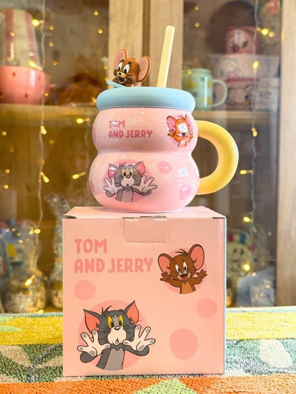 Producto - Taza Tom y Jerry con tapa y bombilla