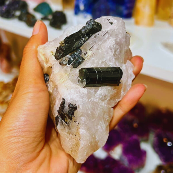 Producto - Turmalina negra en matriz de cuarzo 01