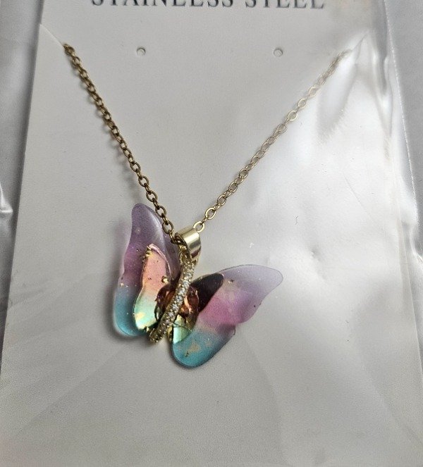 Producto - Collar dorado mariposa colores