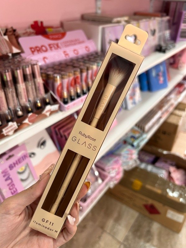 Producto - Brocha para iluminador ruby rose