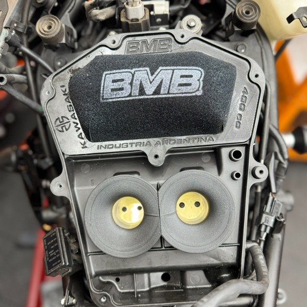 Producto - Trompetas Deportivas Mariposa Grande Kawasaki Z400  Z500  NINJA 400  NINJA 500