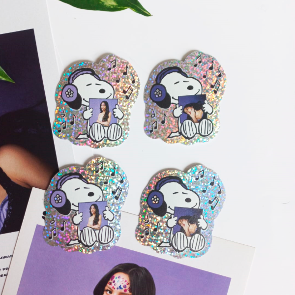 Producto - Sticker Vinilo Glitter - Snoppy Olivia